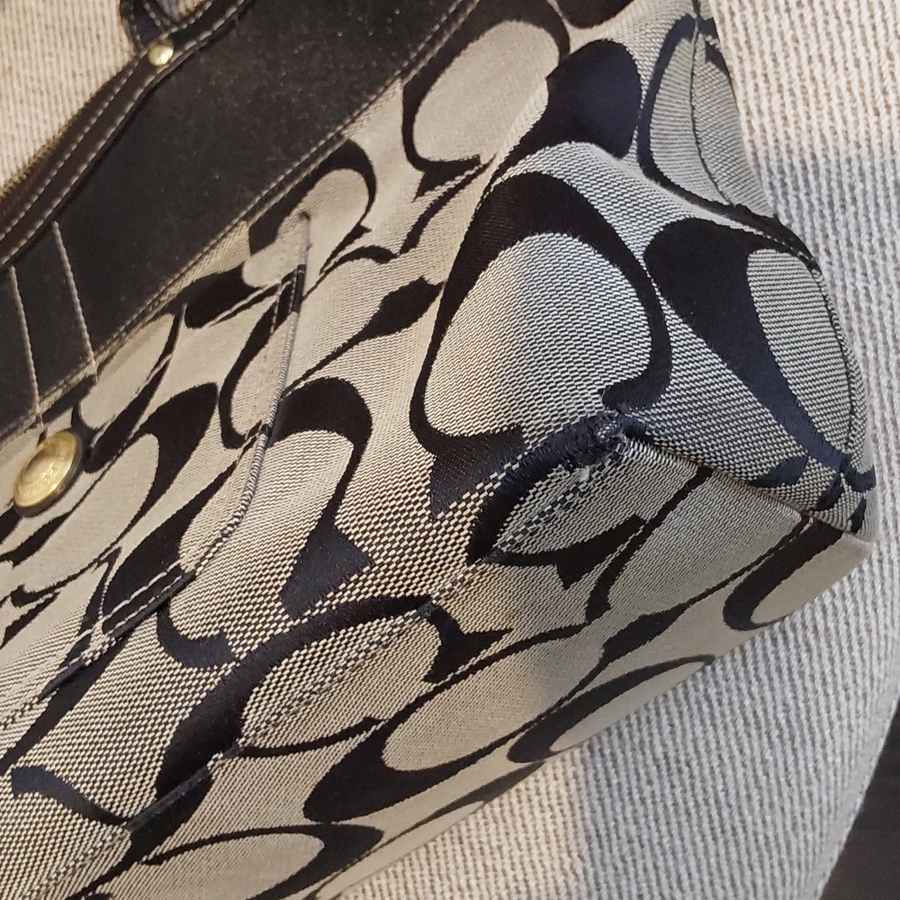 COACH signature tote - Picture 3 of 8